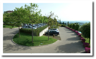 Le parking de votre hôtel à Sienne